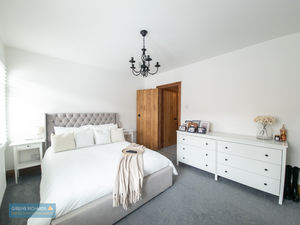 Bedroom- click for photo gallery
